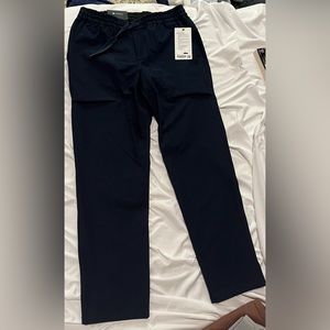 Men’s Bowline Pant in navy! Never worn with the tags on!